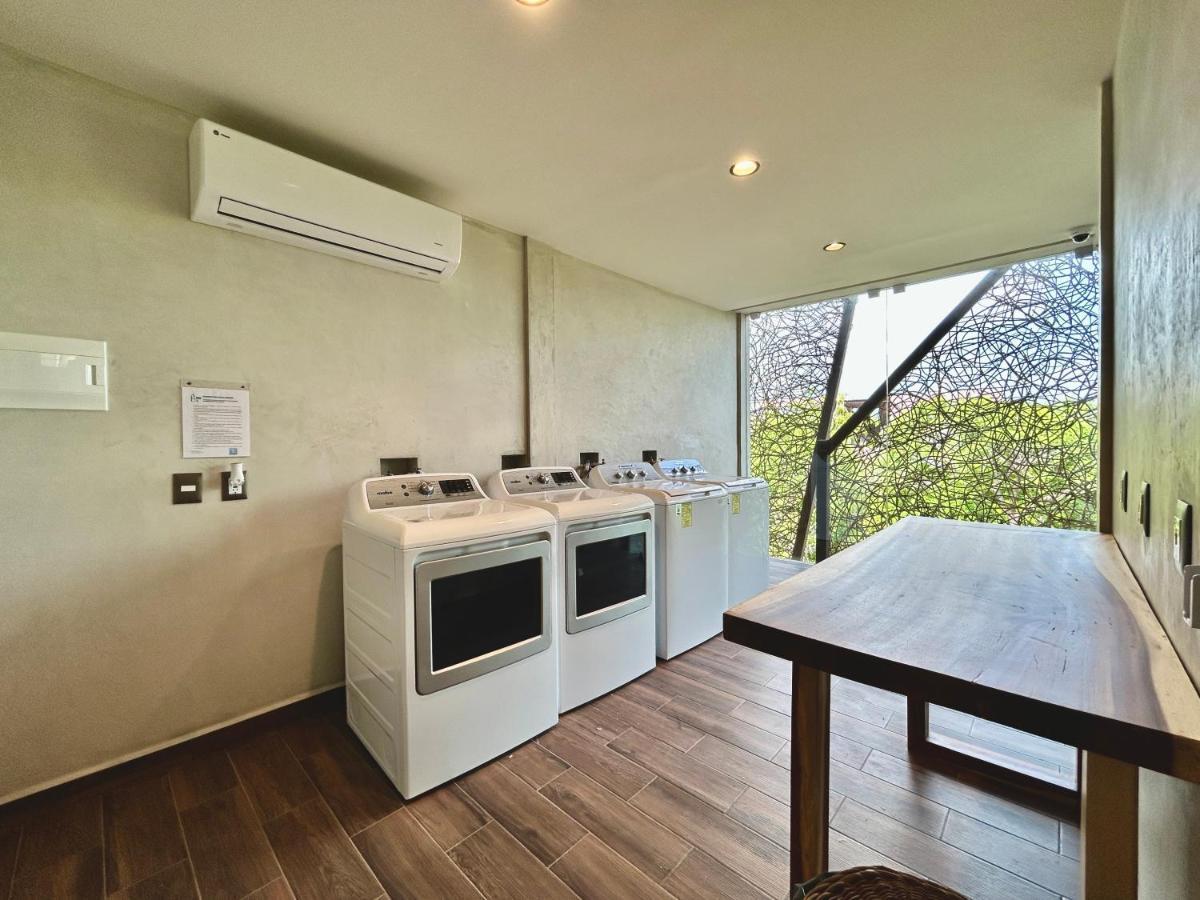 Beautiful Rooftop With Private Terrace, Amazing Pool With Aerial Views, Jacuzzi-sauna-gym-laundry-cinema-coworking Appartement