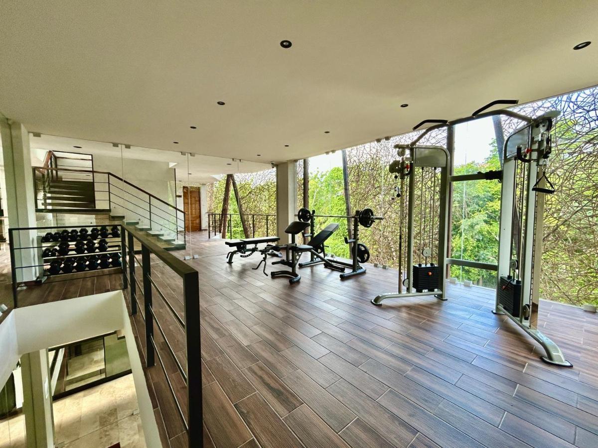 Beautiful Rooftop With Private Terrace, Amazing Pool With Aerial Views, Jacuzzi-sauna-gym-laundry-cinema-coworking Appartement *